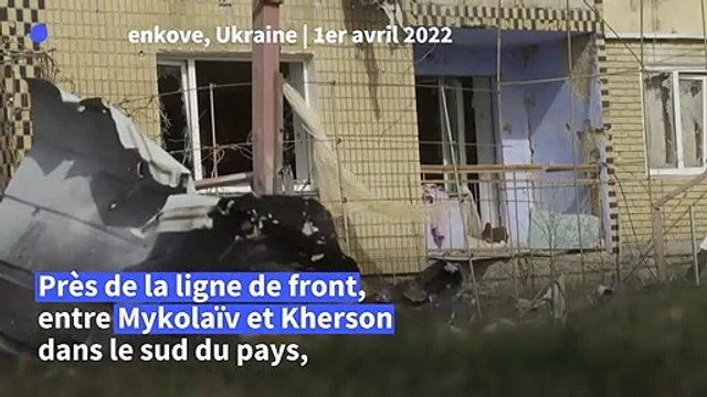 Ukraine: sur la route de Kherson, des villages fantômes marqués par les bombardements