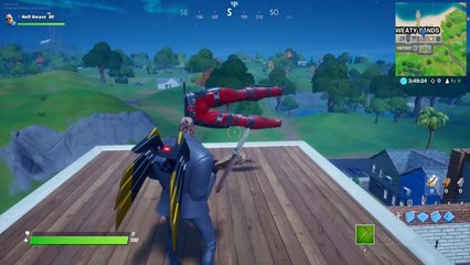 Faire un salut devant le pantalon de Deadpool (Défis de Deadpool)