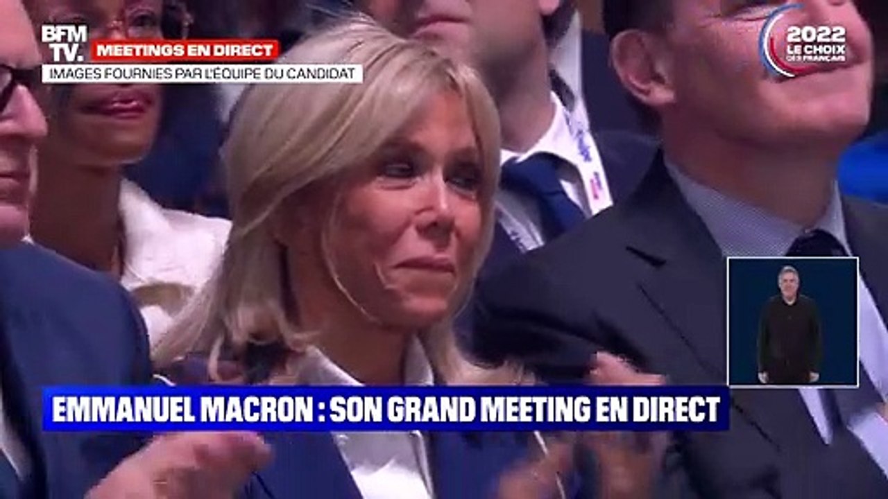Meeting d'Emmanuel Macron : Regardez ce moment où le Président remercie tous ceux qui l'accompagnent depuis 5 ans mais surtout "celle qui lui importe le plus... Brigitte" !