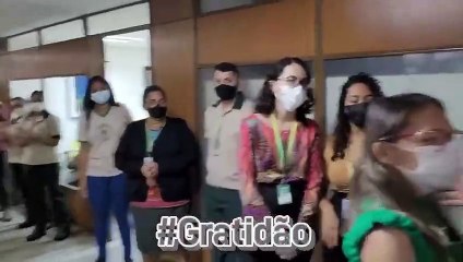 Camilo deixa cargo e recebe homenagem de servidores