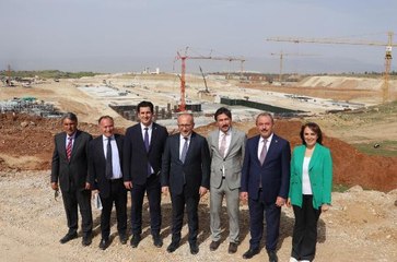 Son dakika haberi: DENİZLİ ŞEHİR HASTANESİ'NDE 9 BÜYÜKLÜĞÜNDEKİ DEPREMDE BİLE AMELİYAT YAPILABİLECEK