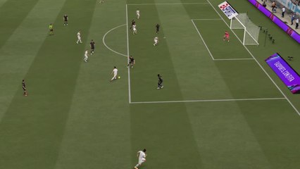 FIFA 21 – Geste technique : scoop turn