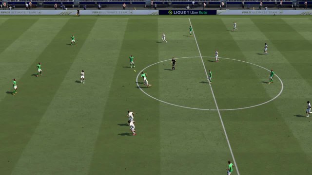 FIFA 21 : Geste technique : okocha sombrero flick