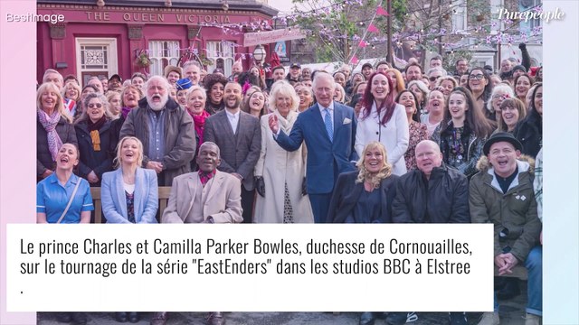 Prince Charles de sortie avec Camilla, leur rencontre inattendue sur le tournage d'une populaire série