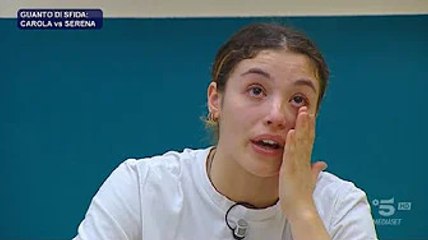 Alessandra Celentano criticata dalla mamma di Serena Carella: "Fa del male a lei e a tante ragazze"