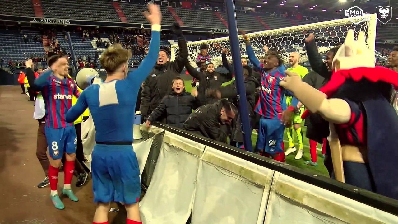 J31 Ligue 2 BKT : la joie des Caennais après SMCaen 2-1 USL Dunkerque