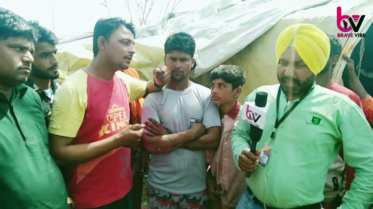 ਗਰੀਬਾ ਦੀ ਕੋਈ ਨੀ ਲੈਦਾਂ ਸਾਰ,ਦੇਖੋ ਕਿਵੇਂ ਕਰ ਰਹੇ ਨੇ ਗੁਜਾਰਾ,ਆਪਣੀ ਕੁੜੀ ਨੂੰ ਦਿੱਤਾ ਵਿਆਹ ਚ ਸਿਰਫ ਇੱਕ ਟਰੰਕ