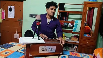 Tum Dil Ki Dhadkan Mein Harmonium