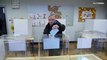 Triple scrutin en Serbie : Aleksandar Vucic reste en tête des sondages