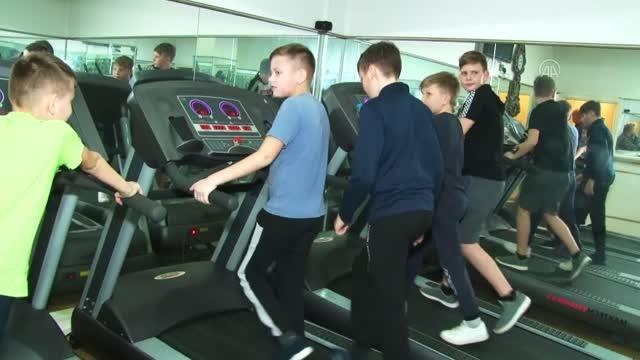 Son dakika haberleri! Savaş bölgesinden Sakarya'ya getirilen Ukraynalı yetim çocuklar, sporla moral buluyor