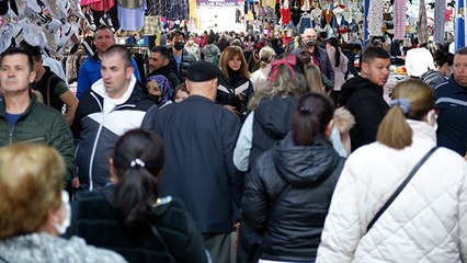Üç ayda 500 bin kişi geldi, bozdurup bozdurup harcıyorlar