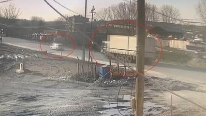 ARNAVUTKÖY'DEKİ GÖÇMEN KAÇAKÇILARI YAKALANDI