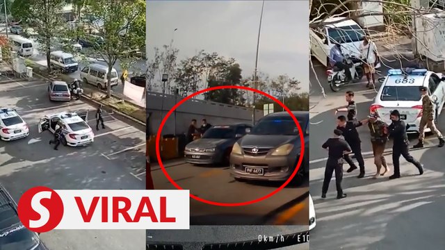 Car chase ends with cops catching suspect on foot