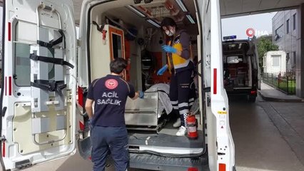 Yaşlı adam yaktığı ateşin içine düştü