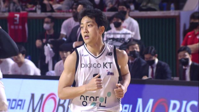 프로농구 kt, SK와 '미리 보는 챔프전'서 승리...허훈 27점 / YTN