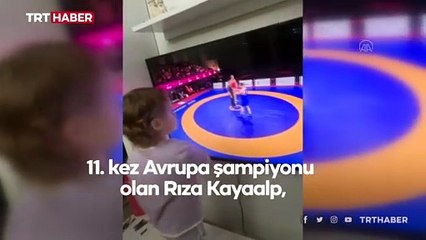 2 yaşındaki kızından Rıza Kayaalp'e destek