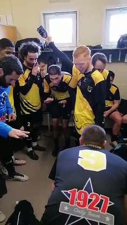 Le vestiaire victorieux des Séniors B