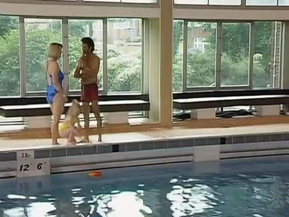 Mr Bean - Naked swimming