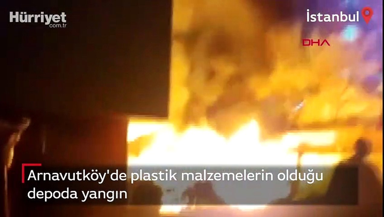 Arnavutköy'de plastik malzemelerin olduğu depoda yangın