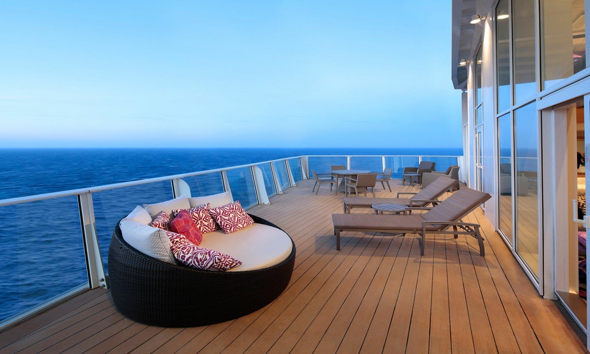 Surcamos el mar Caribe en el 'Wonder of the Seas', el crucero más grande del mundo