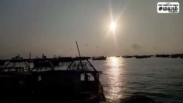 இலங்கை கடற்படையினர் அட்டூழியம்; ராமேஸ்வரம் மீனவர்கள் வேலை நிறுத்தம்!