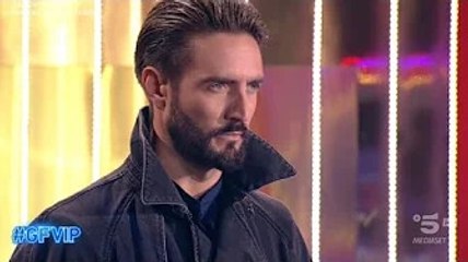 Alex Belli tenta di 'incastrare' Antonio Medugno: la finta paparazzata con Delia Duran Ore fa la pop