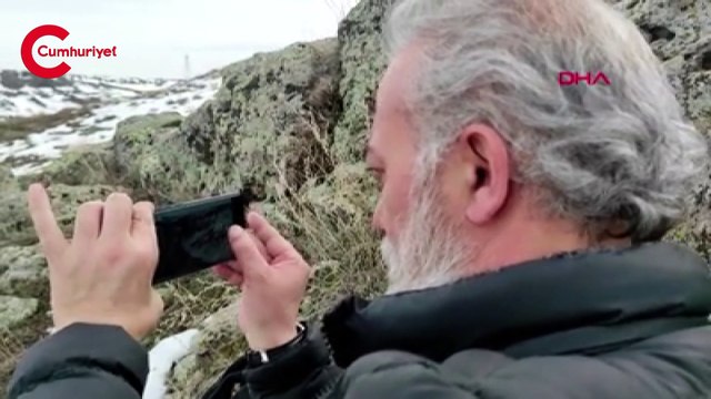 Eriyen kar suları şelale oluşturdu