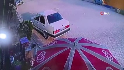 Son dakika haberleri: Osmaniye'de güpegündüz otomobil hırsızlığı kamerada