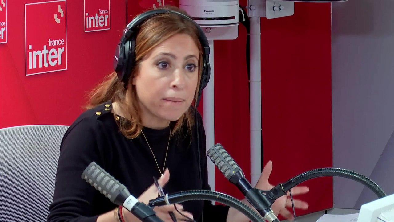 Emmanuel Macron : "Il y a des indices très clairs de crimes de guerre" en Ukraine