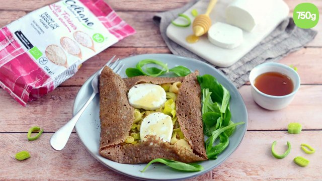 Galette au sarrasin à la fondue de poireaux, chèvre et miel