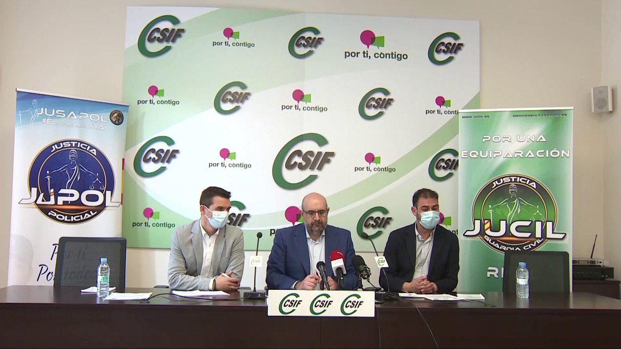 CSIF, JUPOL y JUCIL entregan "miles de quejas" por recortes sanitarios