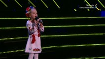 Amelia Anisovych sings the Ukrainian national anthem in Aberystwyth
