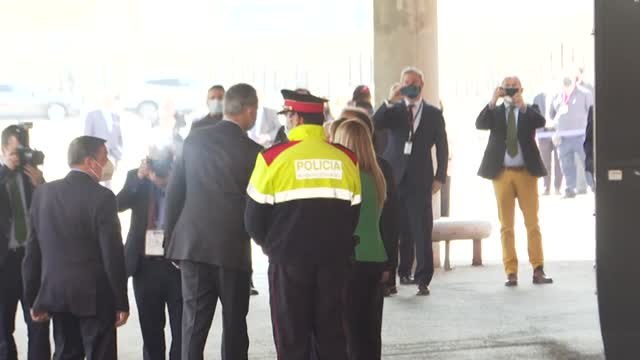 Aragonés reduce a la foto oficial su encuentro con el rey en la feria Alimentaria