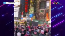 Ratusan Warga Sholat Tarawih di Times Square New York