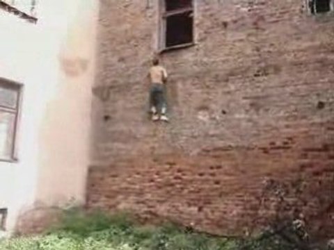 Russian Climbing - Le Parkour