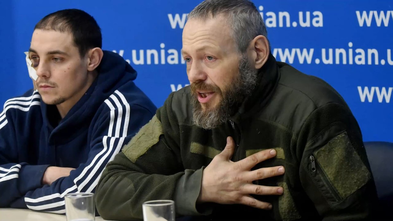 Virales Video zeigt, wie sich ukrainische Frauen um russische Kriegsgefangene kümmern!