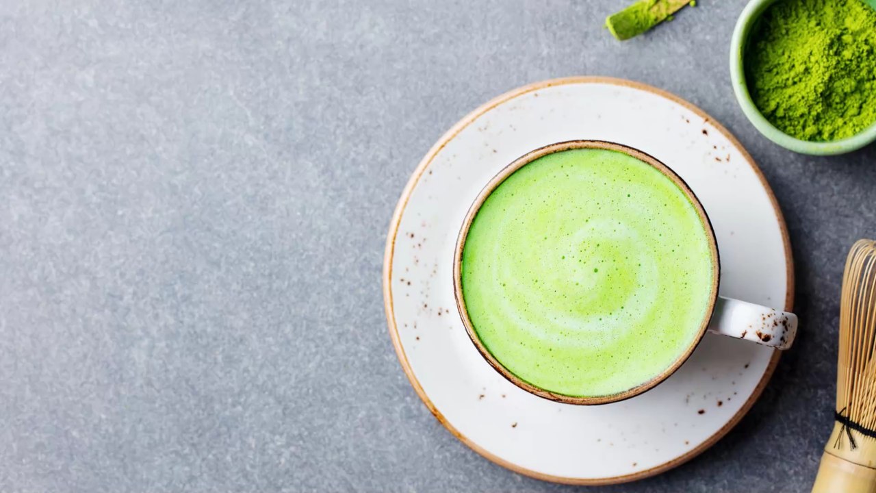 Voici pourquoi vous devriez ajouter une cuillère de miel dans votre tasse de thé