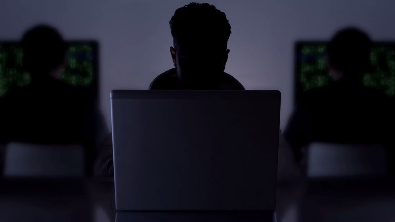 Tankstellenbetrug: Diese neue Betrugsmasche kann euch viel Geld kosten