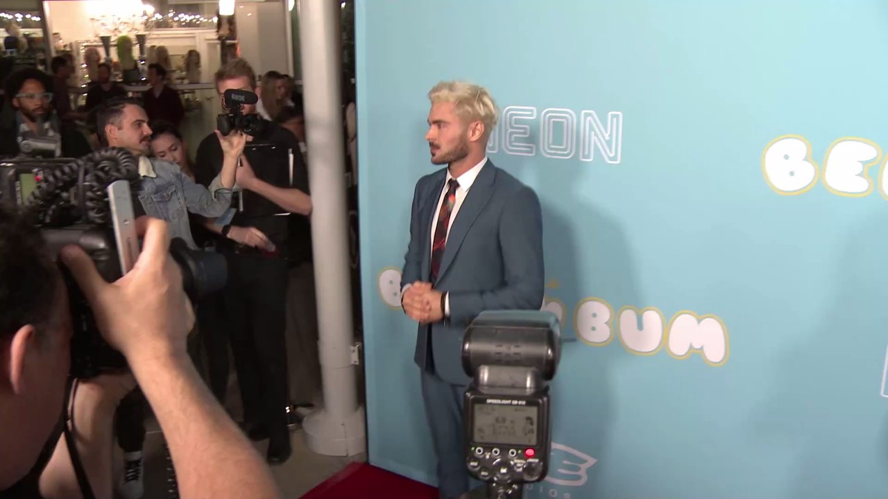 Zac Efron total verändert: Fieser Vergleich zu Bogdanoff-Brüdern!