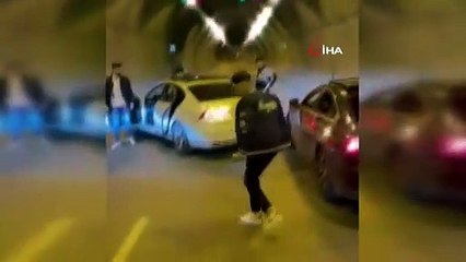 İstanbul'da tüneli kapatarak yüksek sesli müzik dinleyenlere ceza