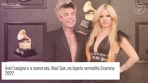 Grammy 2022: Avril Lavigne chama atenção com namorado e dá detalhes do look. Veja!
