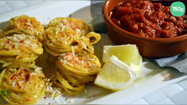 Spaghettis frits sauce all'arrabiata