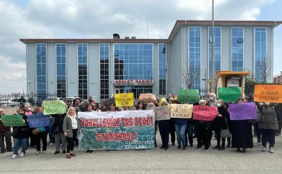 YERLEŞİM YERİNE YAKIN TAŞ OCAĞININ YENİDEN FAALİYETE GEÇMESİ YARGIYA TAŞINDI