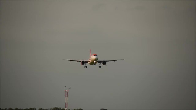 Easyjet contraint d'annuler de nombreux vols à cause d'employés malades du Covid-19