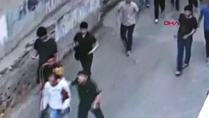 PARKTA KIZ ÇOCUĞUNUN FOTOĞRAFINI ÇEKTİĞİ İDDİASIYLA ÖLDÜRÜLDÜ