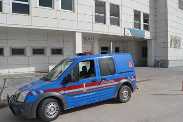 KAYINPEDERİ VE KAYINVALİDESİNİ VURDU