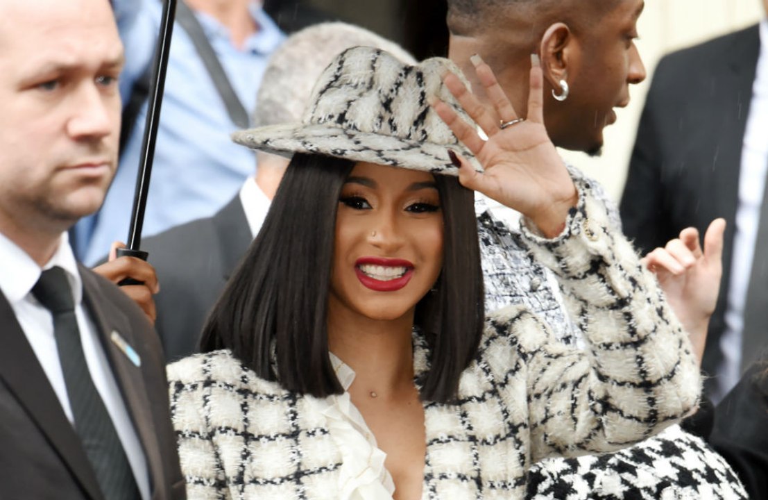 Cardi B : absente des Grammy Awards, la star quitte Twitter suite à la colère des fans