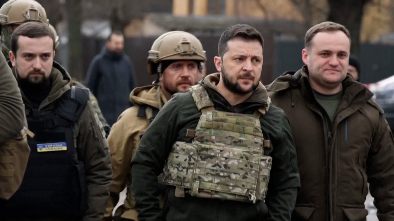 Zelensky à Boutcha : « Ces crimes seront reconnus par le monde comme un génocide »