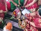 गौर-गौर गोमती, ईसर पूजे पार्वती