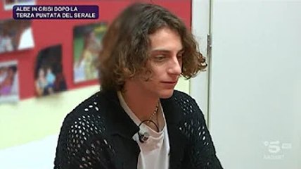 Albe sfiora le lacrime ad Amici dopo la puntata del Serale: "Non piaccio ai giudici" Le puntate del